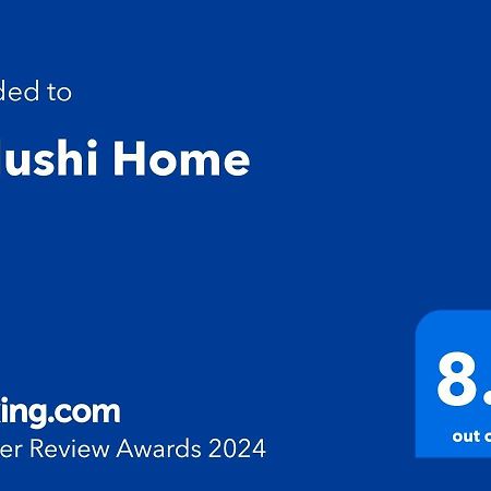 Vidushi Home Minuwangoda Buitenkant foto