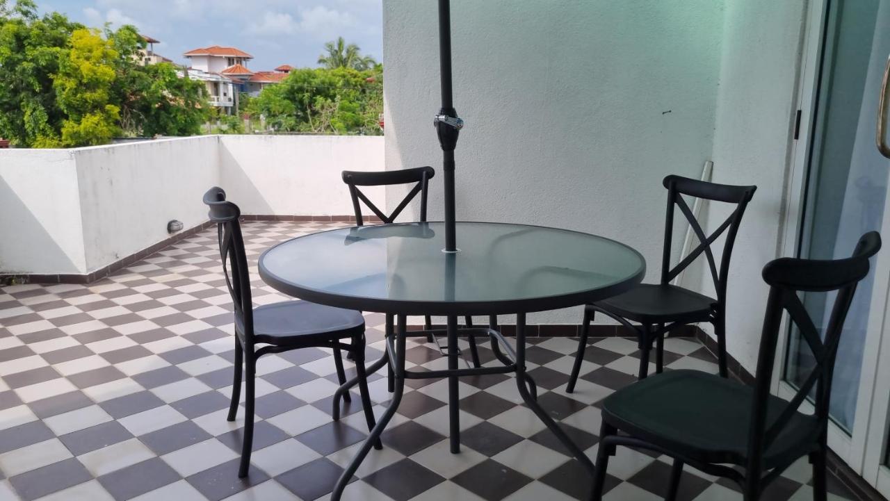 Vidushi Home Minuwangoda Buitenkant foto