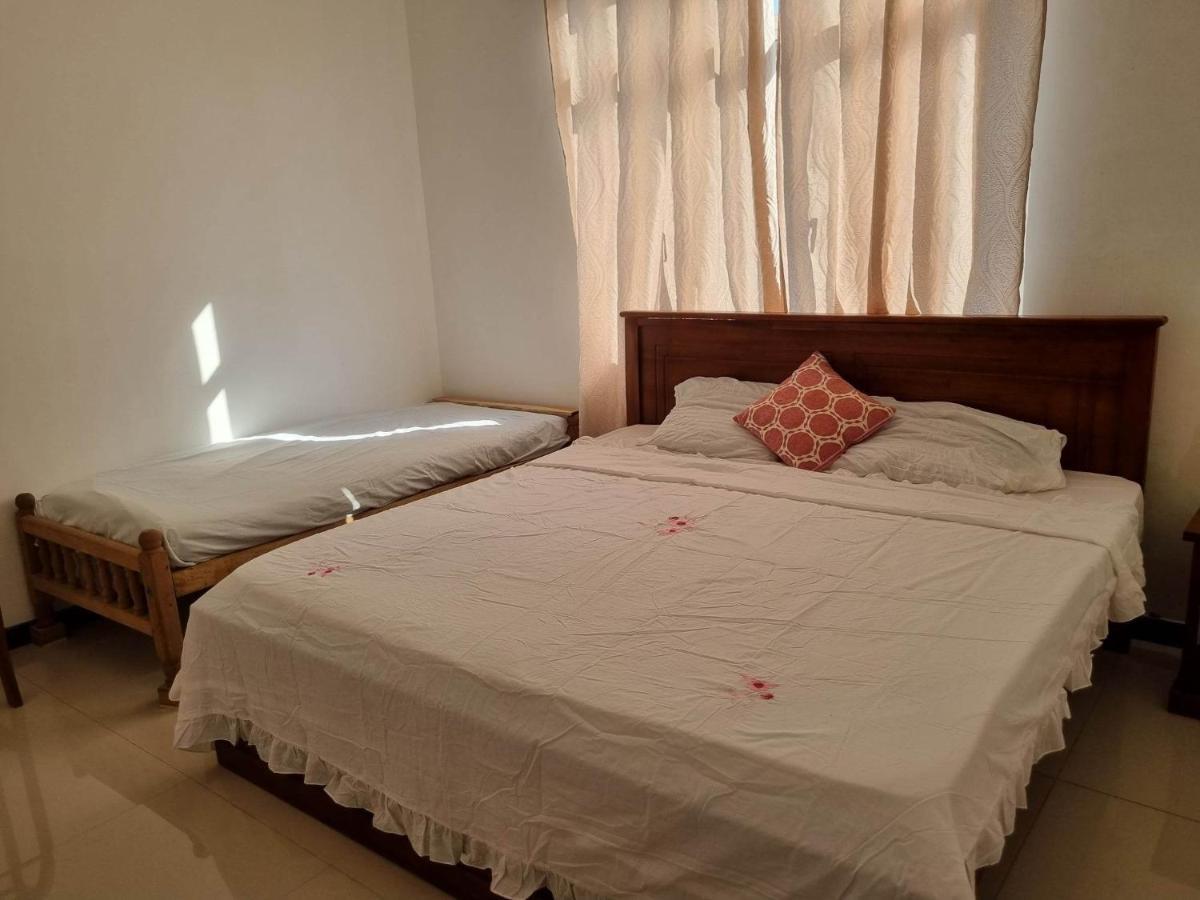 Vidushi Home Minuwangoda Buitenkant foto